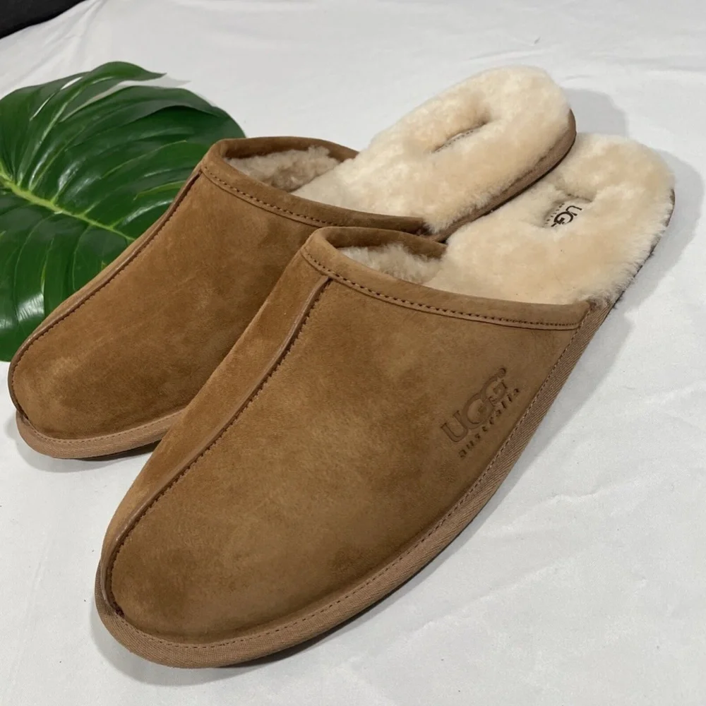 NEW $90 UGG [ Men size 18 US ]‎ Scuff Slipper Shoes in Chestnut Suede